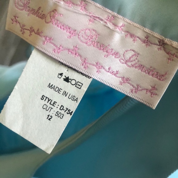 light blue dress with rhinestones - Picture 5 of 5